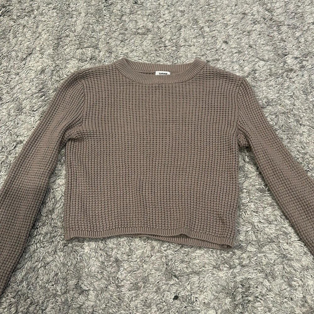Cute tight long sleeve knit sweater